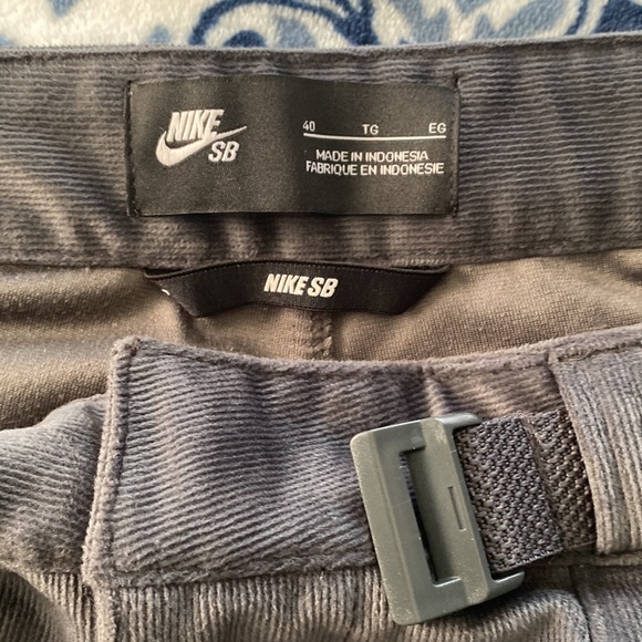 Nike SB DRI-FIT shorts 🩳 40 - Picture 2 of 6